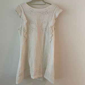 Casual White/Cream Dress with Beautiful Details | Large